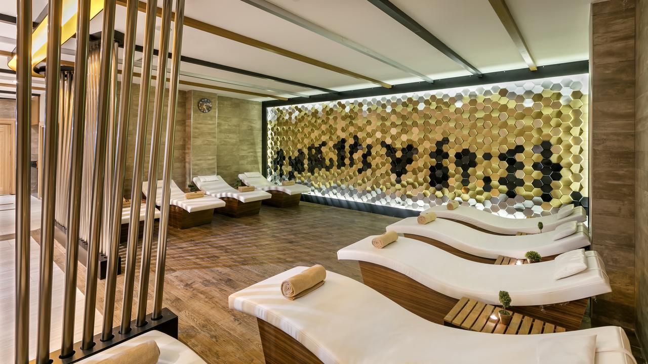 B Business Hotel & Spa Antalya Luaran gambar