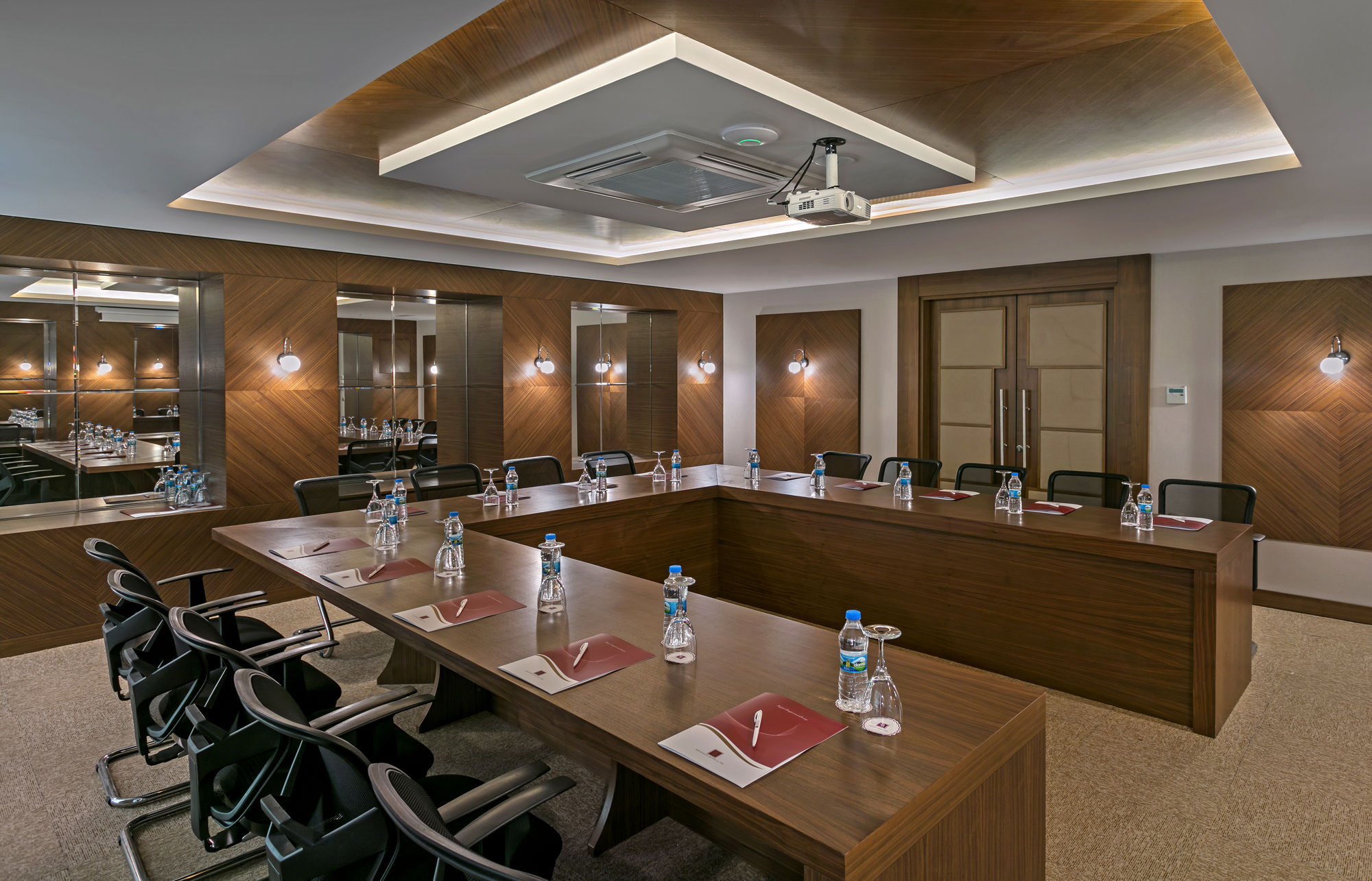 B Business Hotel & Spa Antalya Luaran gambar