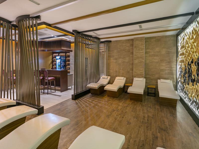 B Business Hotel & Spa Antalya Luaran gambar